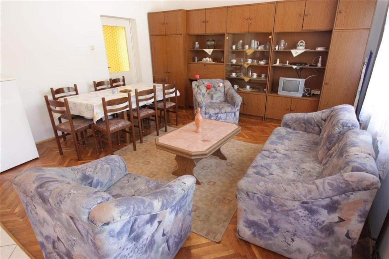 Four-Bedroom Apartment In Crikvenica II ภายนอก รูปภาพ