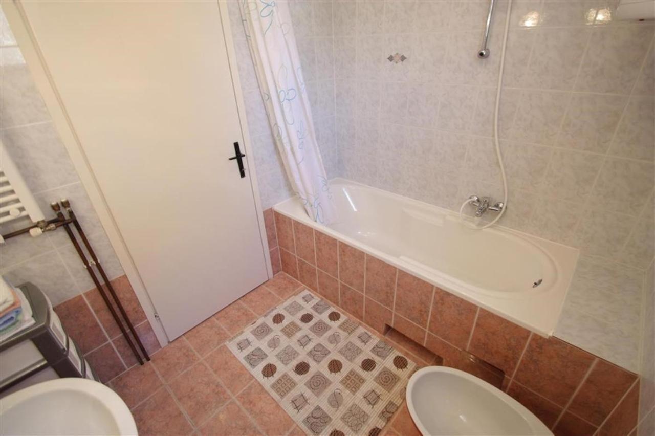 Four-Bedroom Apartment In Crikvenica II ภายนอก รูปภาพ