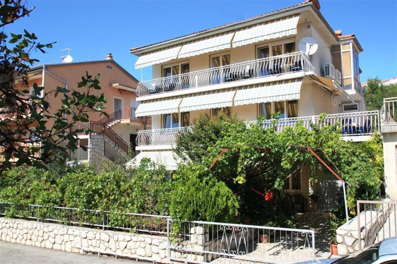 Four-Bedroom Apartment In Crikvenica II ภายนอก รูปภาพ