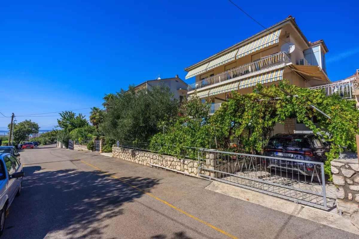 Four-Bedroom Apartment In Crikvenica II ภายนอก รูปภาพ