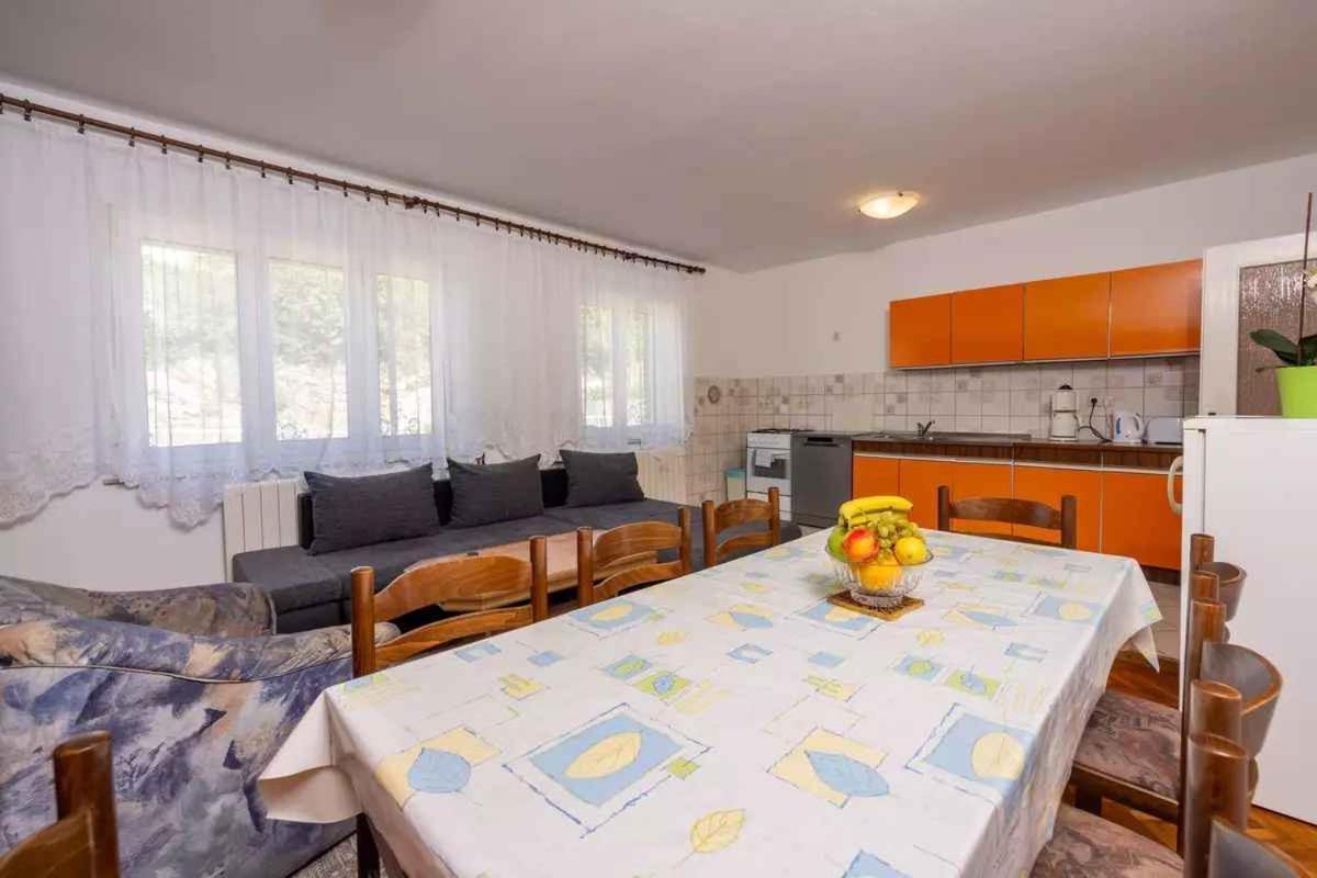 Four-Bedroom Apartment In Crikvenica II ภายนอก รูปภาพ
