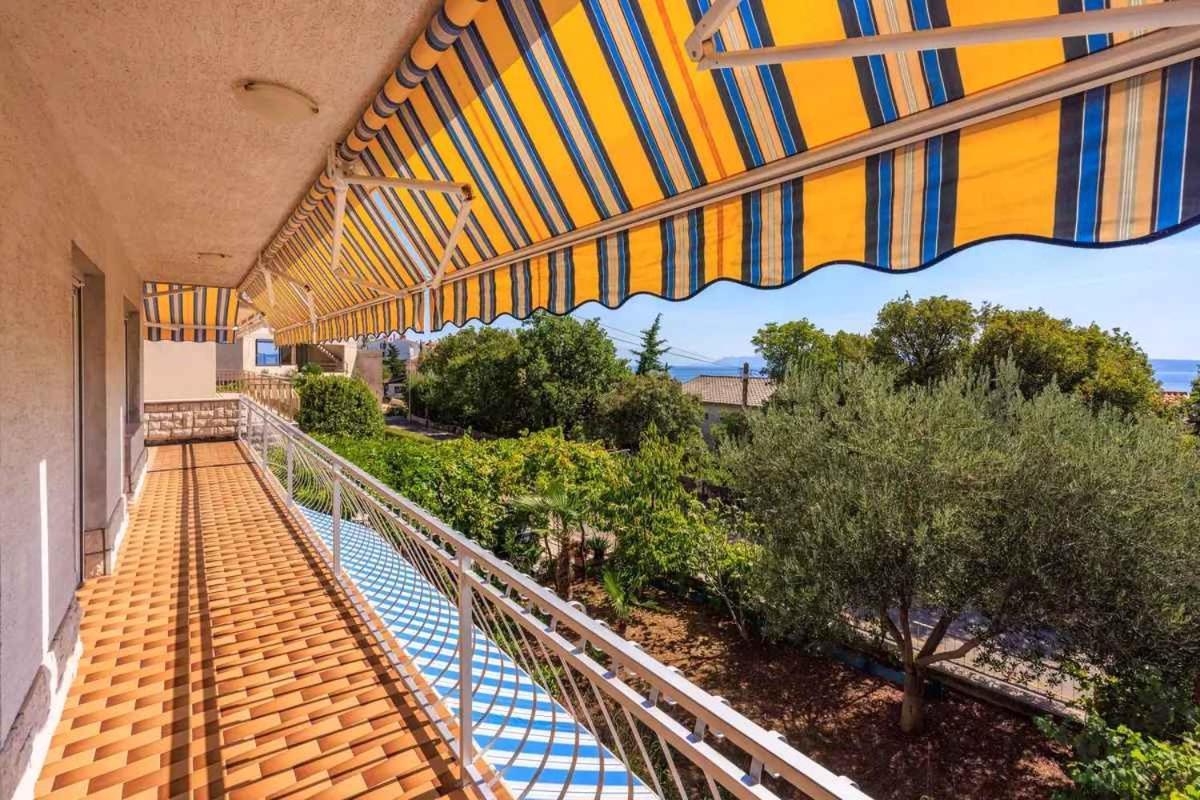 Four-Bedroom Apartment In Crikvenica II ภายนอก รูปภาพ
