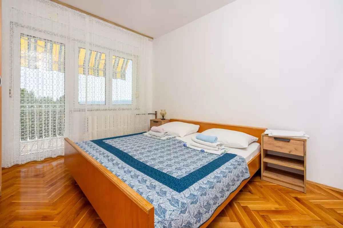 Four-Bedroom Apartment In Crikvenica II ภายนอก รูปภาพ