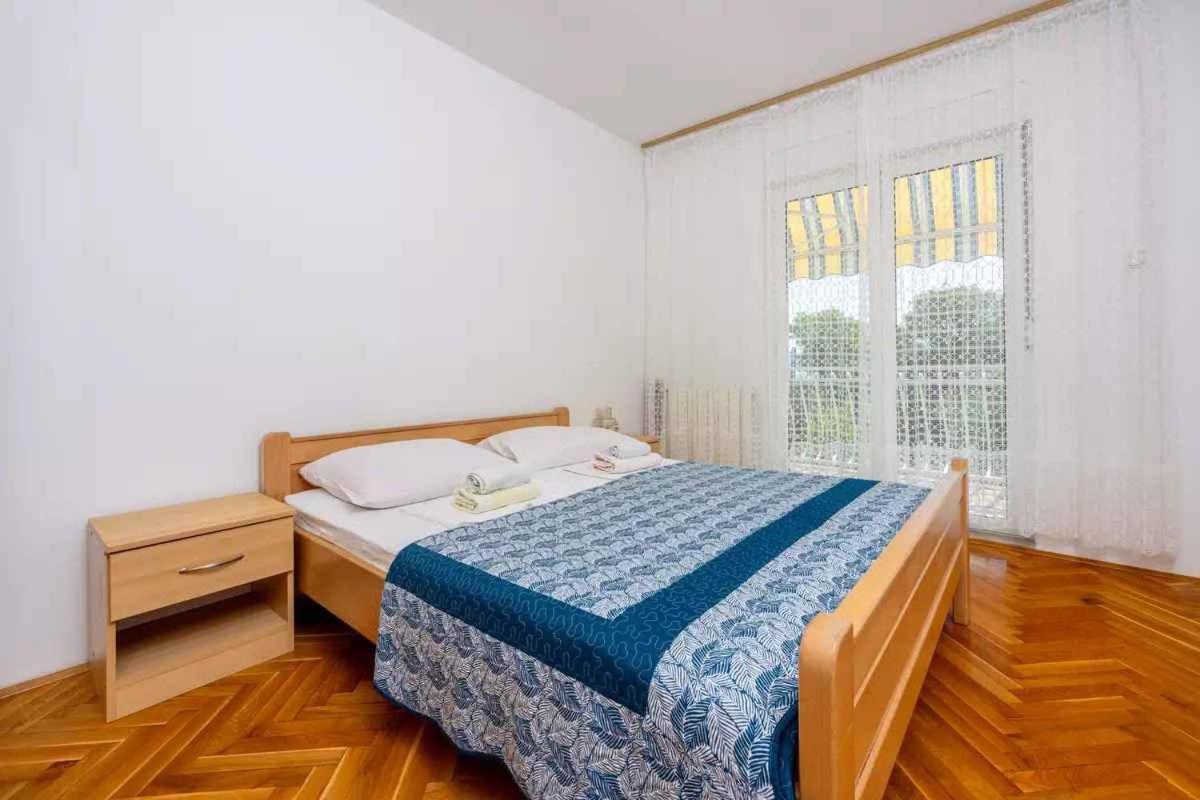 Four-Bedroom Apartment In Crikvenica II ภายนอก รูปภาพ