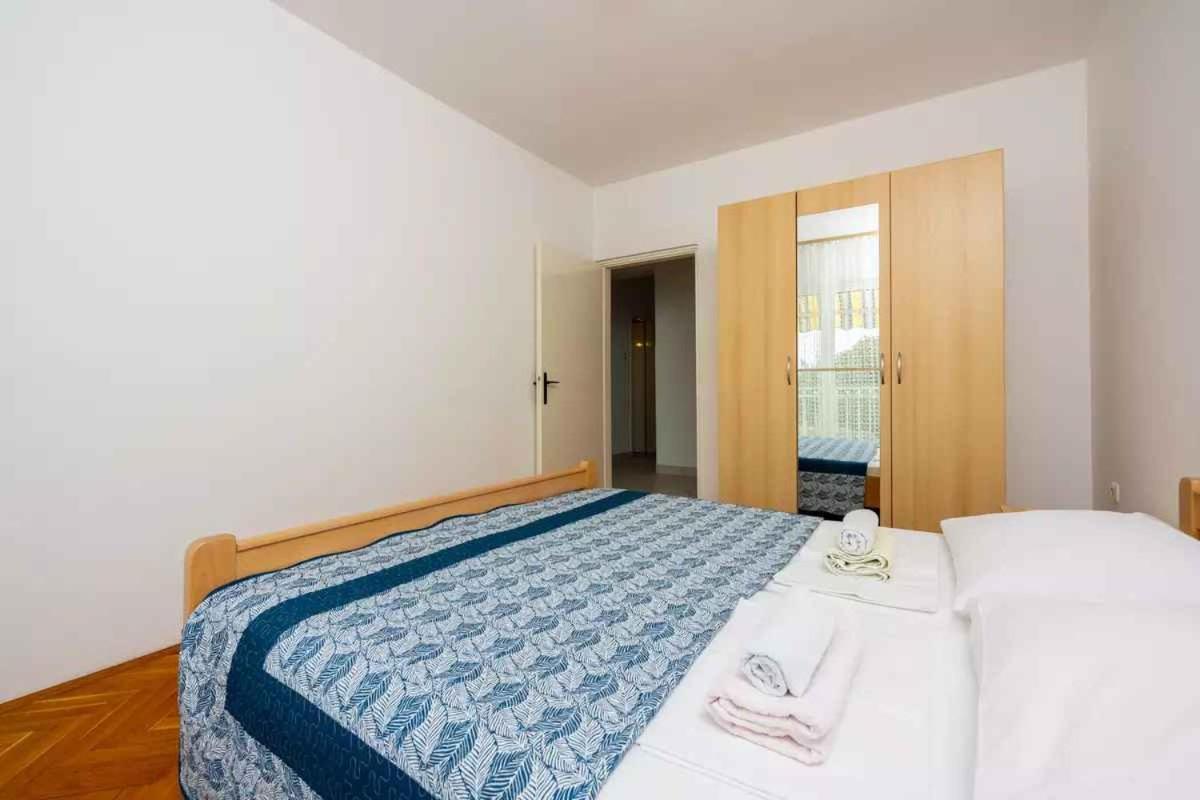 Four-Bedroom Apartment In Crikvenica II ภายนอก รูปภาพ