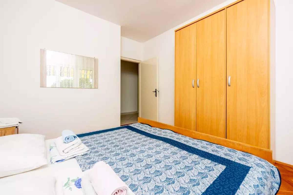 Four-Bedroom Apartment In Crikvenica II ภายนอก รูปภาพ