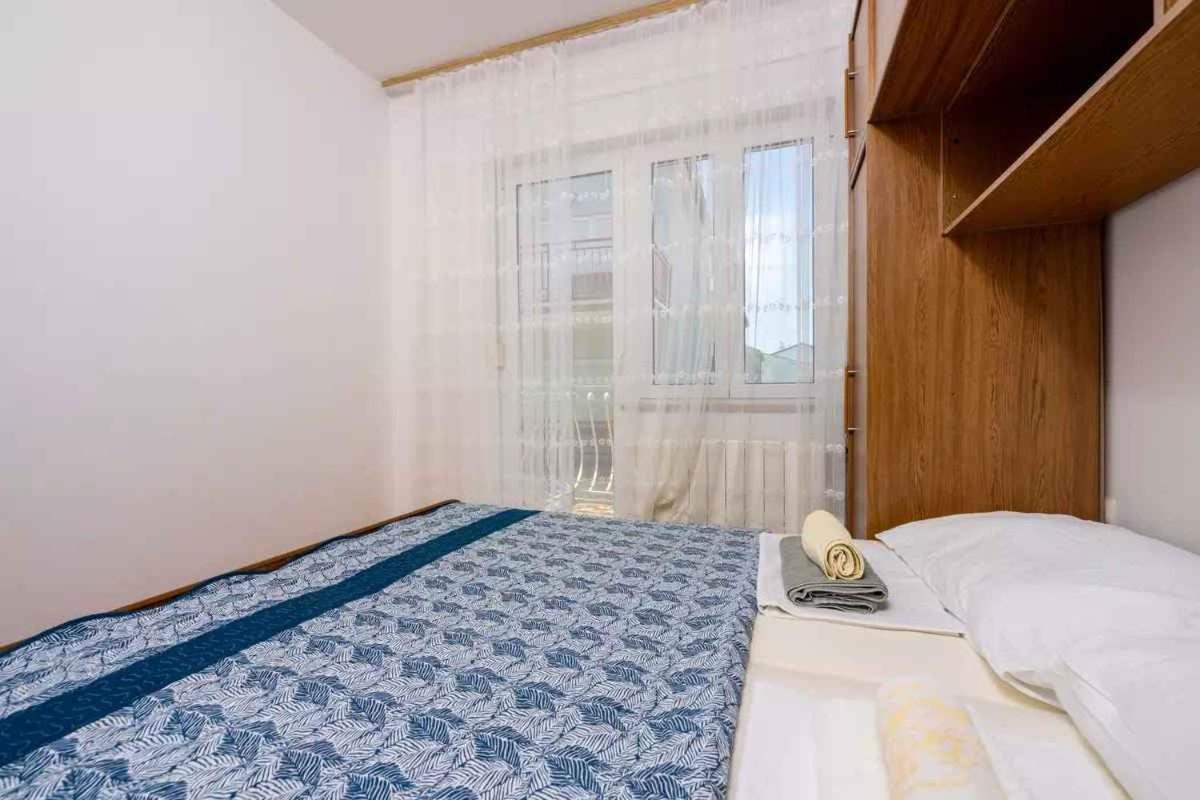Four-Bedroom Apartment In Crikvenica II ภายนอก รูปภาพ